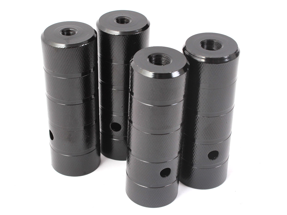 Peg Set schwarz aus HiTen Stahl für 14mm Achsen hinten und 10mm Achsen vorne