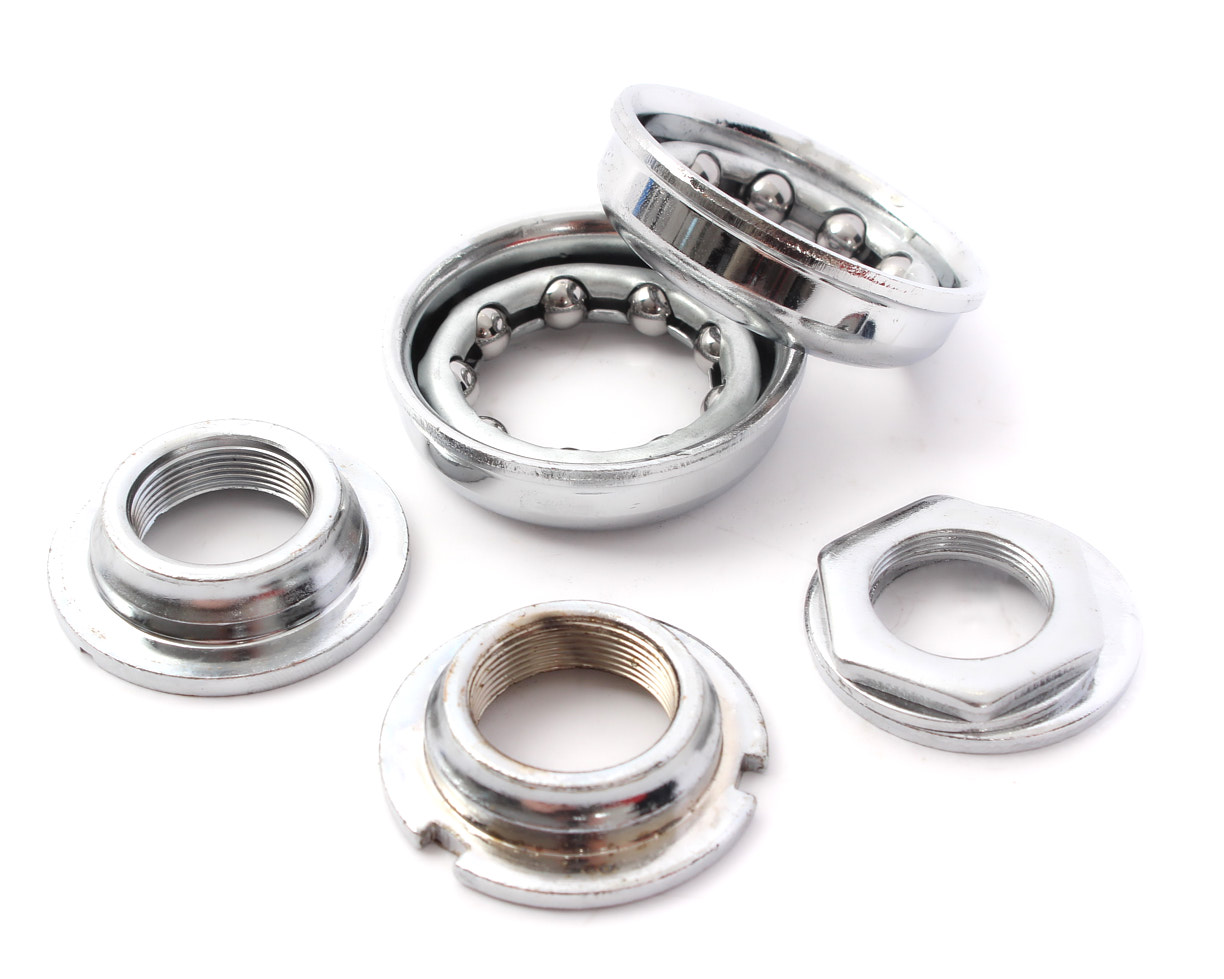 BMX Tretlager von KHE in Silber
