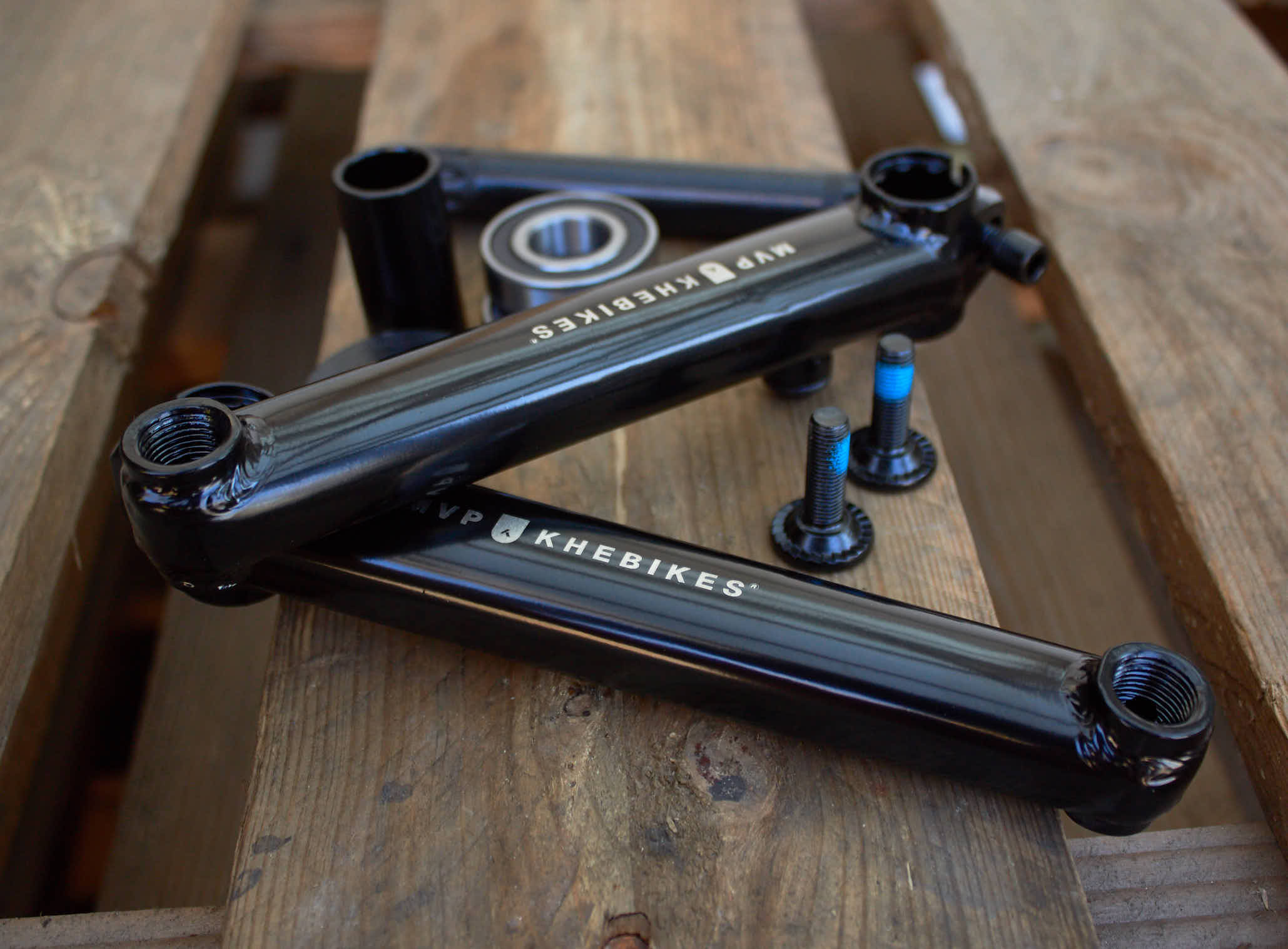 Guarnitura BMX KHE MVP 8T MID BB 170mm