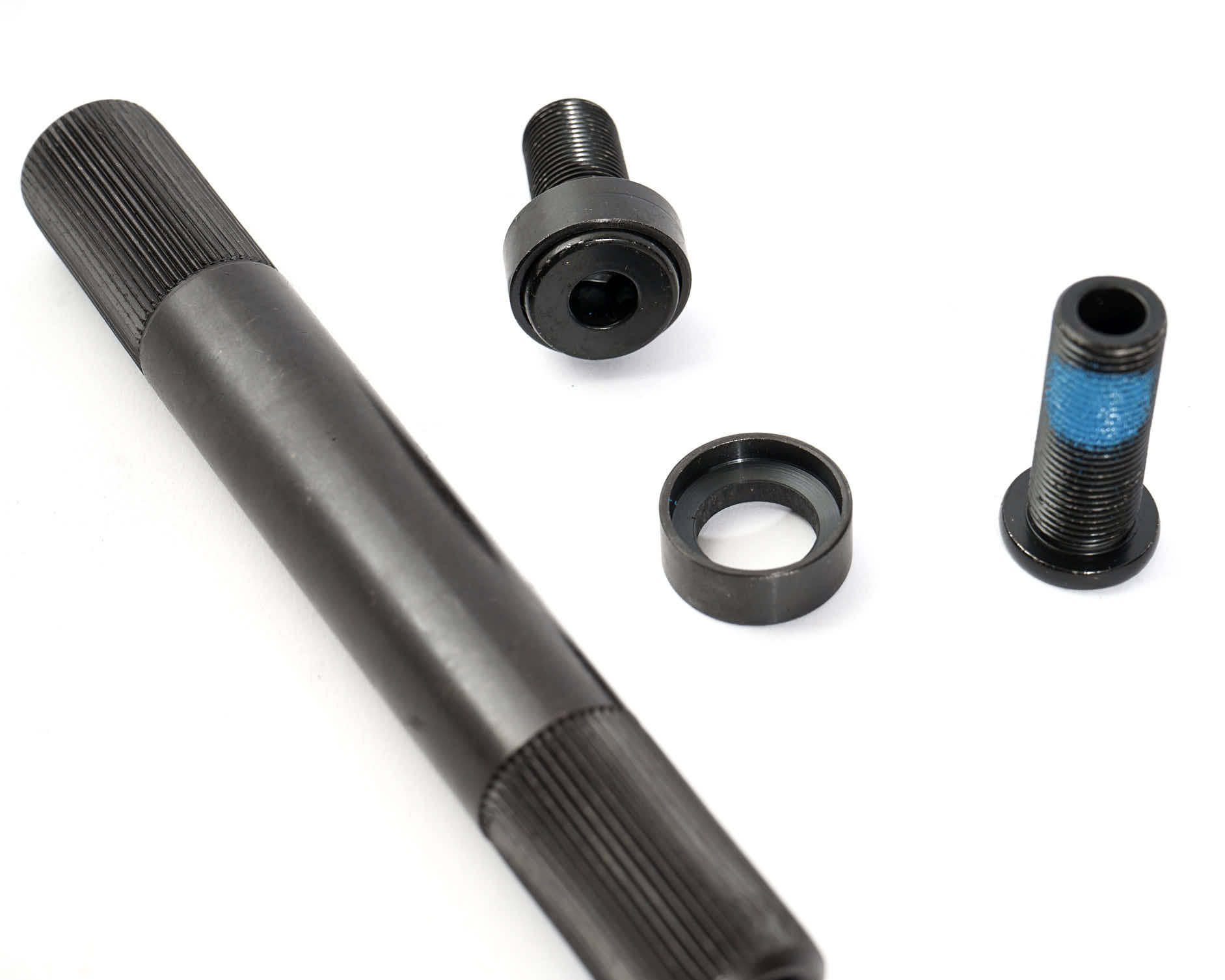 BMX Achse mit 48 Zähnen und 2 Achsschrauben